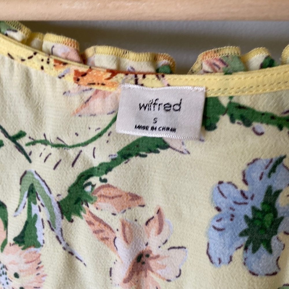 Aritzia Wilfred Aurelia Yellow Floral Wrap Top - Picture 6 of 12